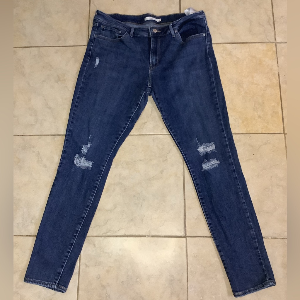 711 Jeans